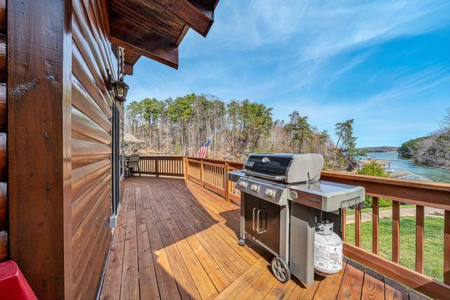 110 Windmere TRL, Moneta, VA 24121