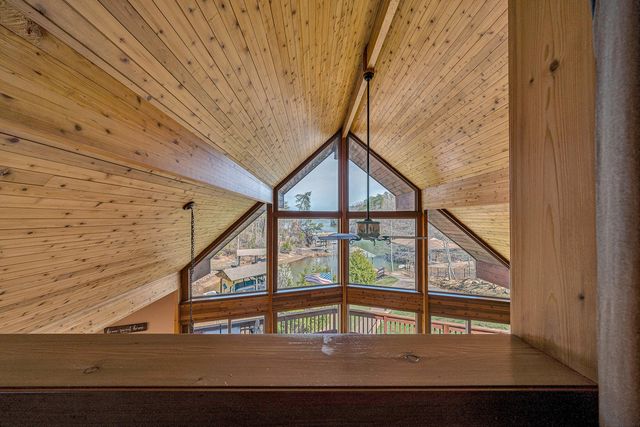 110 Windmere TRL, Moneta, VA 24121