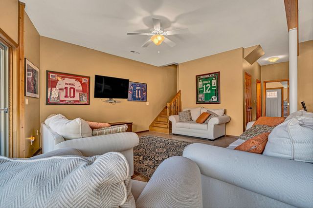 110 Windmere TRL, Moneta, VA 24121