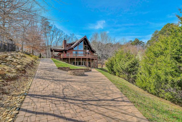 110 Windmere TRL, Moneta, VA 24121