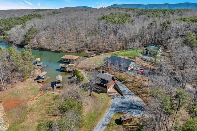 110 Windmere TRL, Moneta, VA 24121