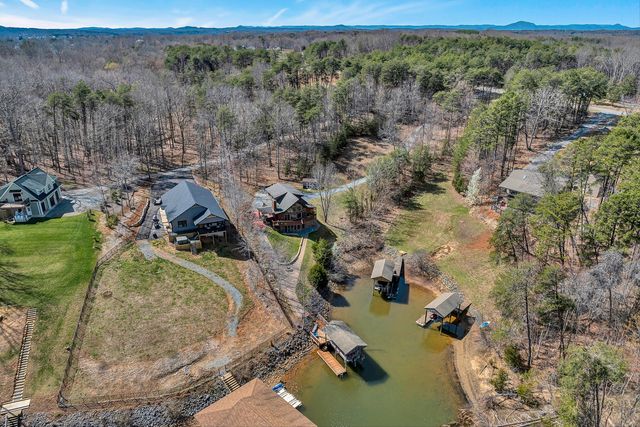 110 Windmere TRL, Moneta, VA 24121