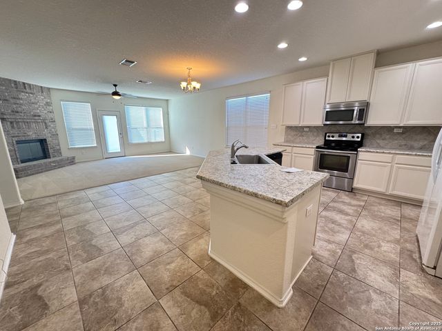 128 Landmark, Cibolo, TX 78108