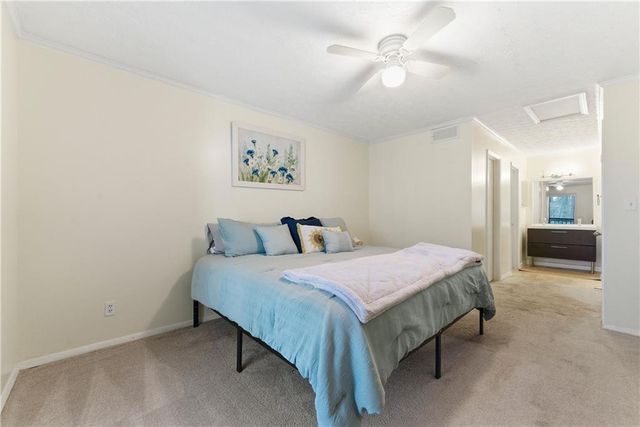 318 Smokerise Circle SE 318, Marietta, GA 30067