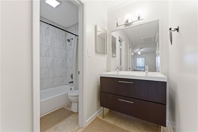 318 Smokerise Circle SE 318, Marietta, GA 30067