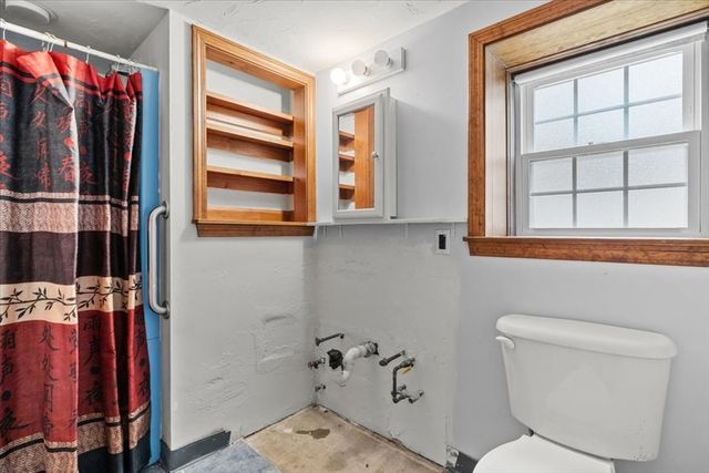 34 Surrey Drive, Plymouth, MA 02360