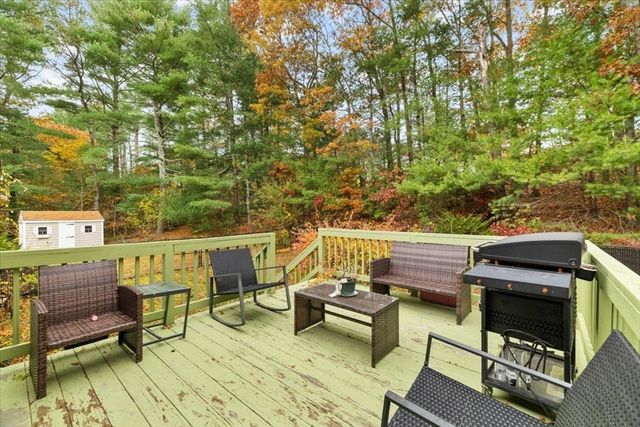 34 Surrey Drive, Plymouth, MA 02360