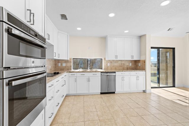 140 Hillside Pl, Jackson, CA 95642