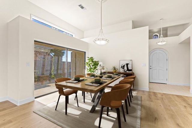 140 Hillside Pl, Jackson, CA 95642