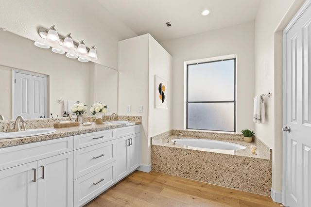 140 Hillside Pl, Jackson, CA 95642