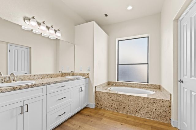 140 Hillside Pl, Jackson, CA 95642