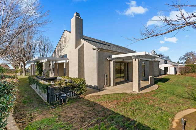 140 Hillside Pl, Jackson, CA 95642