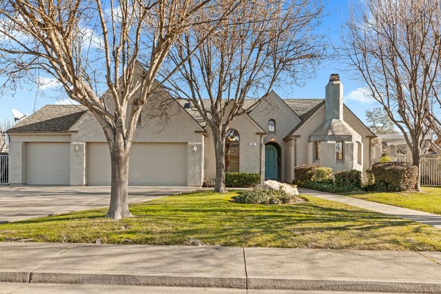 140 Hillside Pl, Jackson, CA 95642
