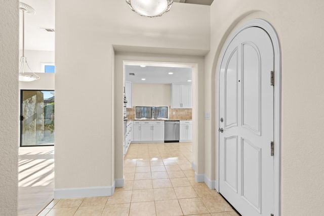 140 Hillside Pl, Jackson, CA 95642