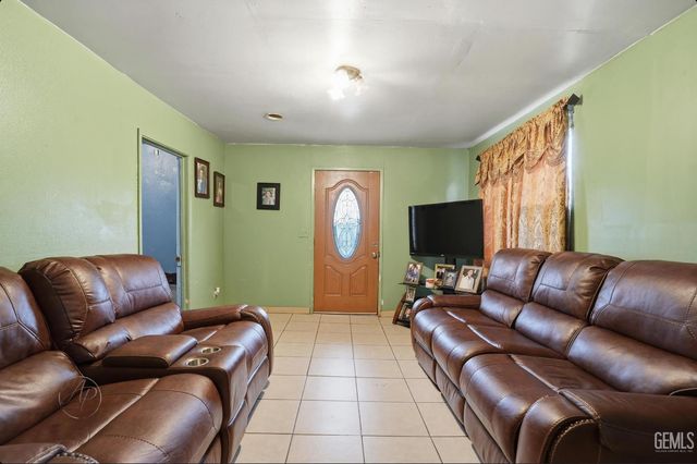 225 San Lucas Street, Mc Farland, CA 93250