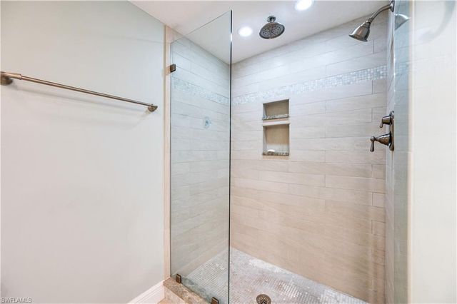 11030 Gulf Shore DR # 401, Naples, FL 34108
