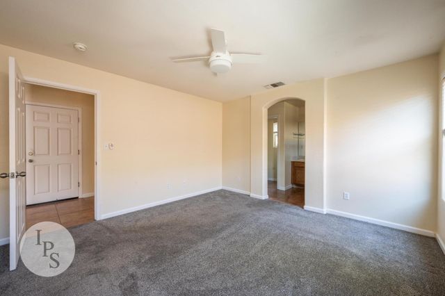 591 S Bundy Drive, Fresno, CA 93727