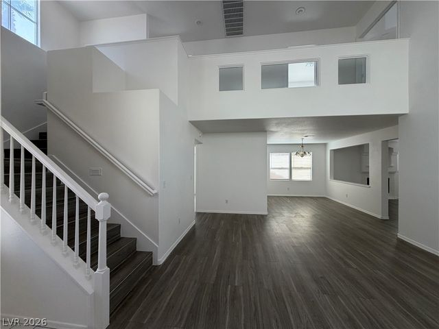 3541 Summerday Court, Las Vegas, NV 89147