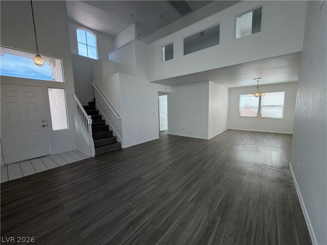 3541 Summerday Court, Las Vegas, NV 89147