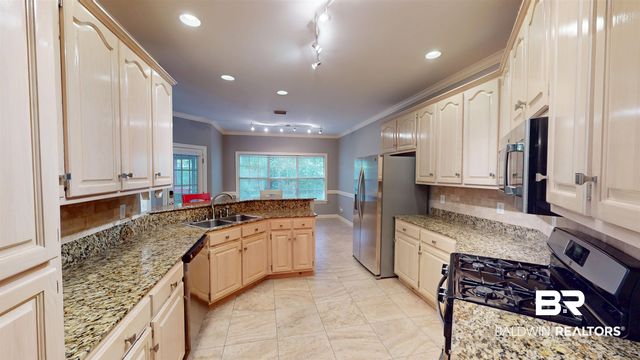 6627 Lubarrett Way, Mobile, AL 36695