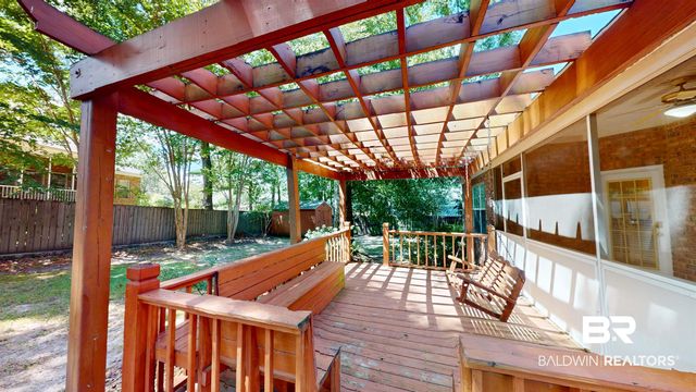 6627 Lubarrett Way, Mobile, AL 36695