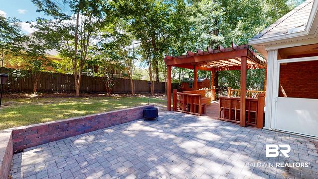 6627 Lubarrett Way, Mobile, AL 36695