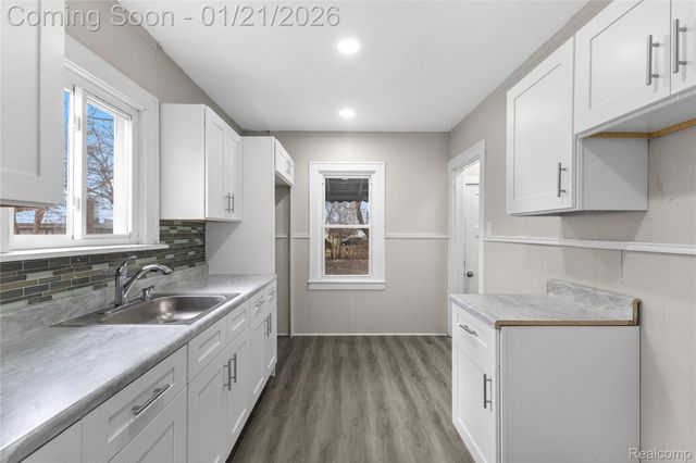 2500 Weithoff Court, Inkster, MI 48141