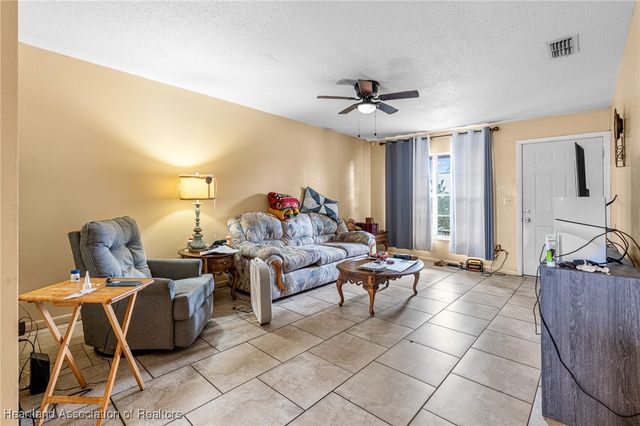 1320 Wightman Avenue, Sebring, FL 33870