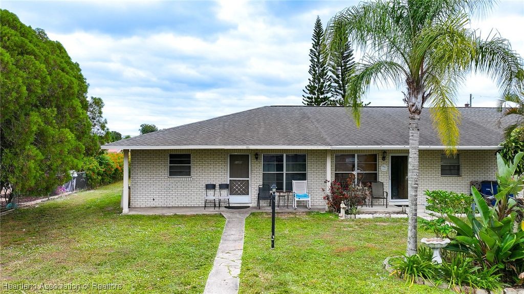 1320 Wightman Avenue, Sebring, FL 33870