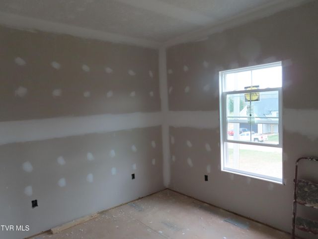 114 Creek Side Court, Bristol, TN 37620