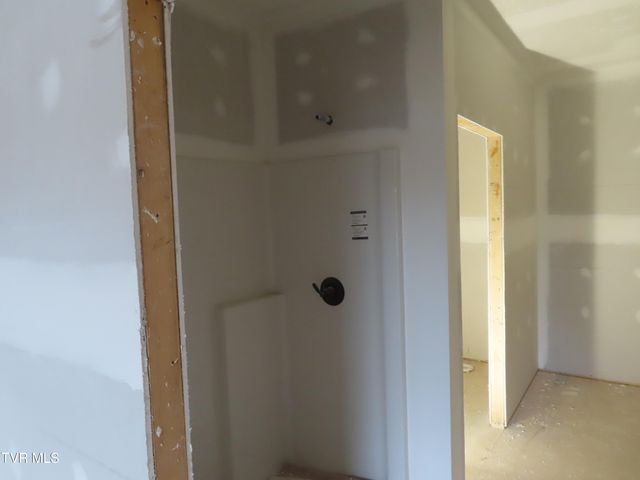 114 Creek Side Court, Bristol, TN 37620