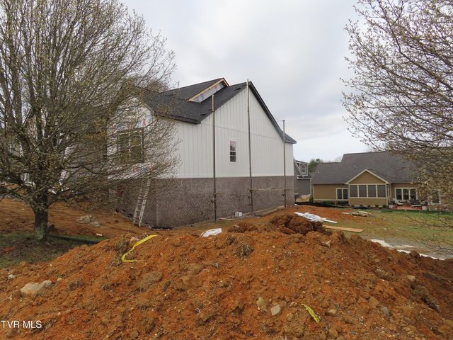 114 Creek Side Court, Bristol, TN 37620