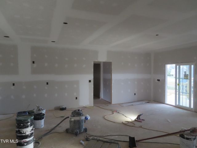 114 Creek Side Court, Bristol, TN 37620