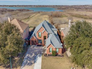 4001 Lakeside Drive, The Colony, TX 75056