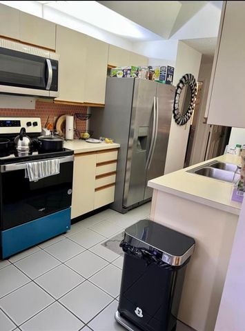 7472 La Paz Boulevard 103, Boca Raton, FL 33433