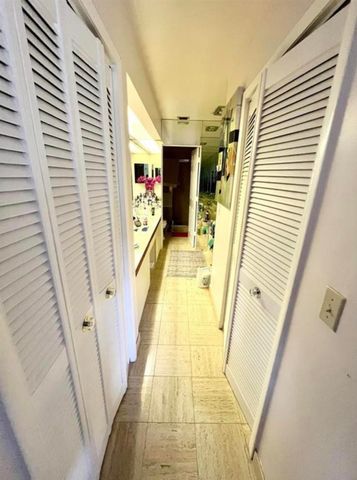 7472 La Paz Boulevard 103, Boca Raton, FL 33433