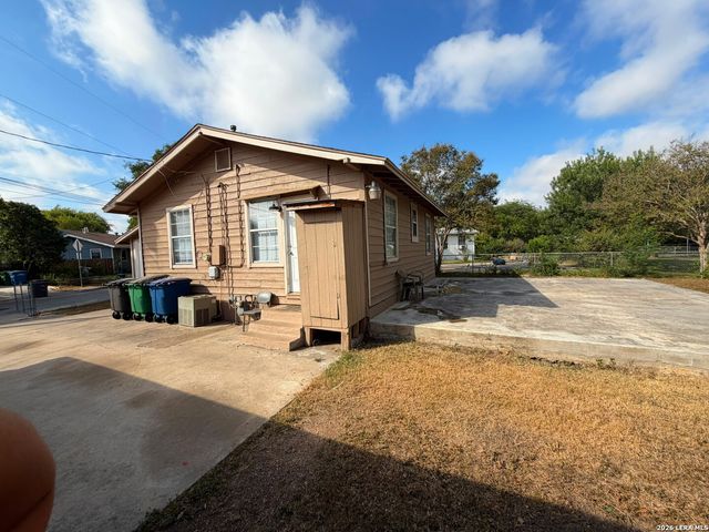 3123 MARS ST, San Antonio, TX 78226