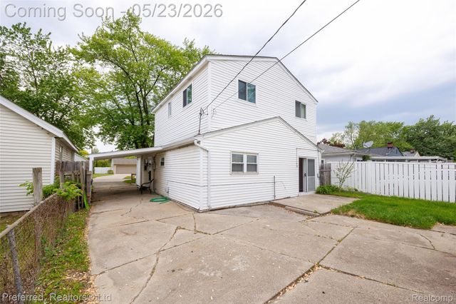 7304 Gilman Street, Westland, MI 48185