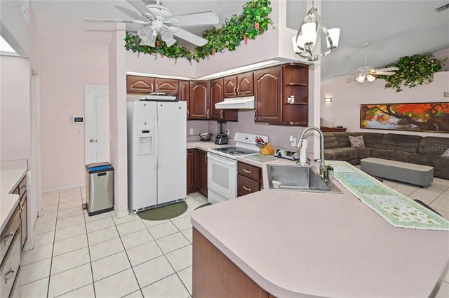 2324 W PRICE BOULEVARD, North Port, FL 34286