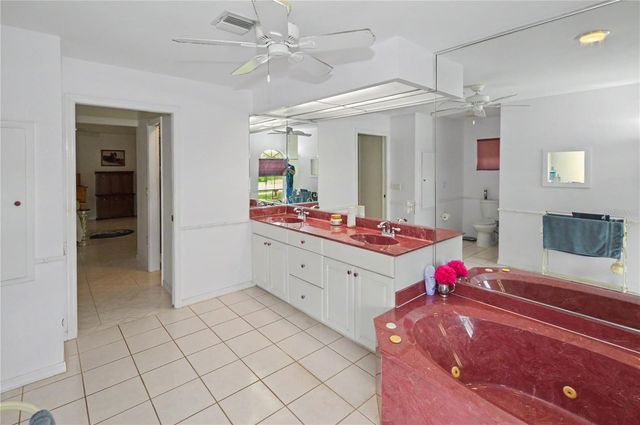 2324 W PRICE BOULEVARD, North Port, FL 34286