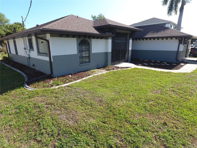 2324 W PRICE BOULEVARD, North Port, FL 34286