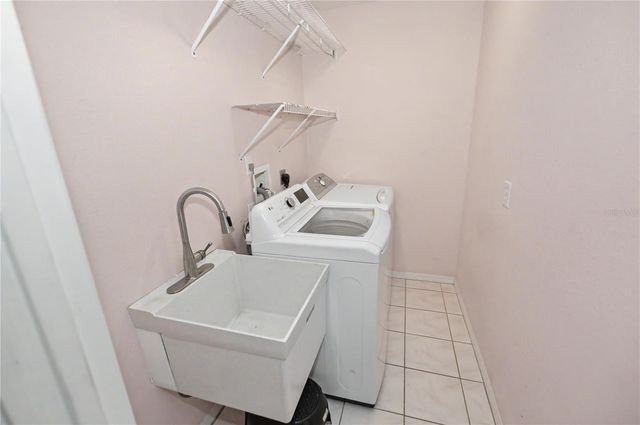 2324 W PRICE BOULEVARD, North Port, FL 34286