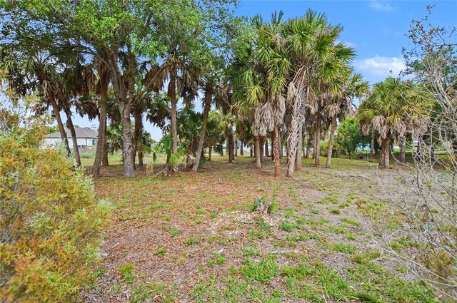 2324 W PRICE BOULEVARD, North Port, FL 34286