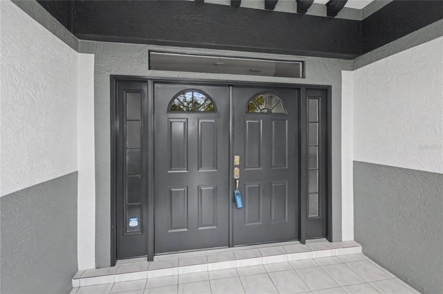 2324 W PRICE BOULEVARD, North Port, FL 34286