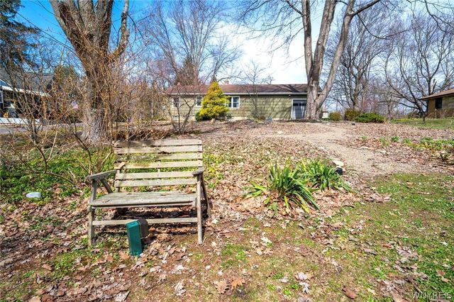 3373 Old Lakeview Road, Hamburg, NY 14075