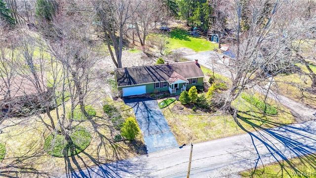 3373 Old Lakeview Road, Hamburg, NY 14075