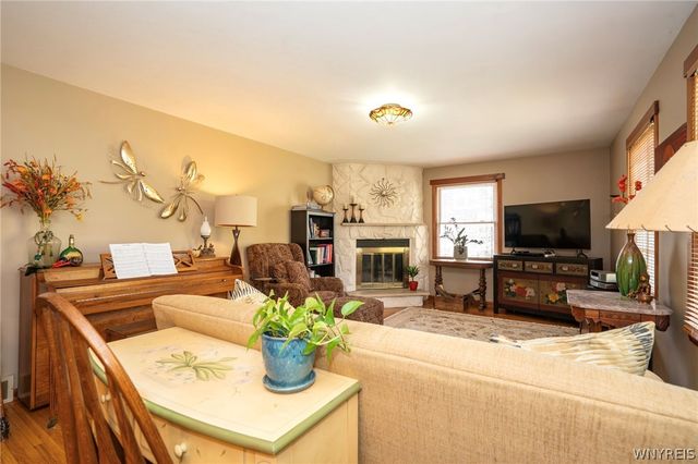 3373 Old Lakeview Road, Hamburg, NY 14075