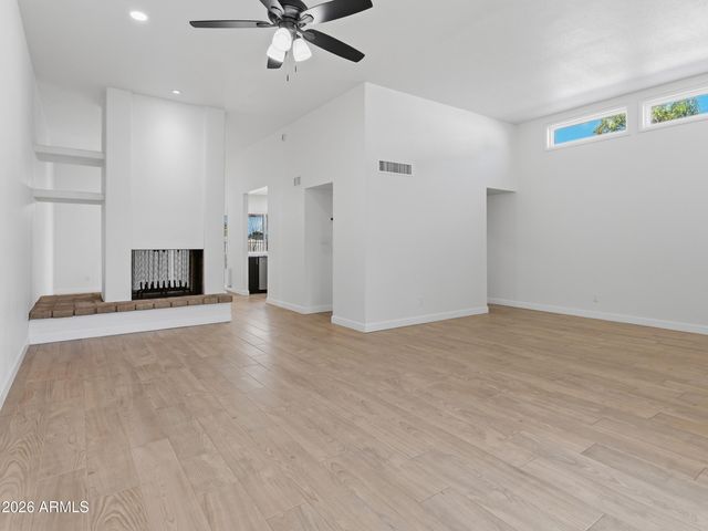 326 E HUNTINGTON Drive, Tempe, AZ 85282