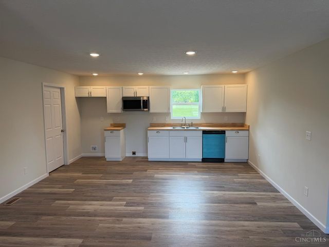 438 Lorelei Drive, Perry Twp, OH 45118