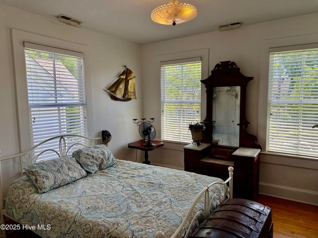 406 Queen Street, New Bern, NC 28560